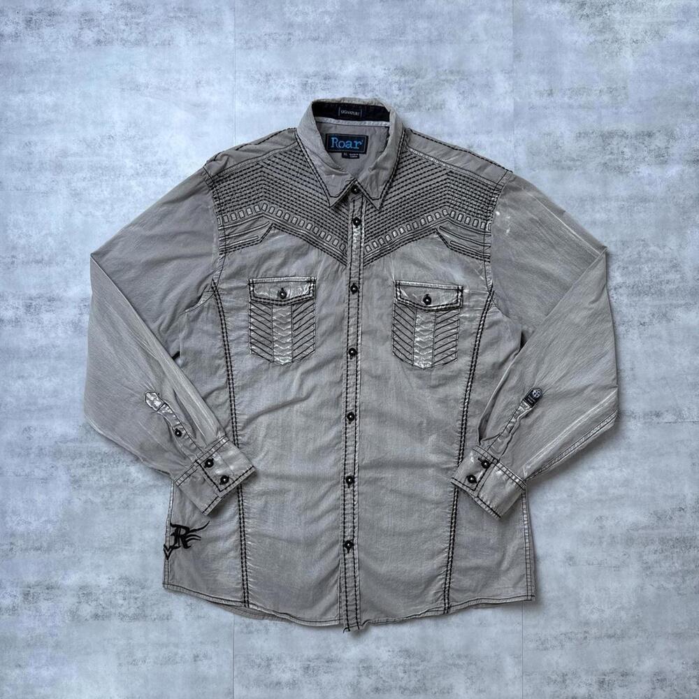 Y2K Roar Gray Button Up Affliction Style 00s Shirt